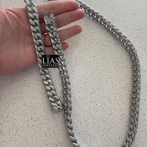 New 18k white gold Cuban link chain and bracelet set